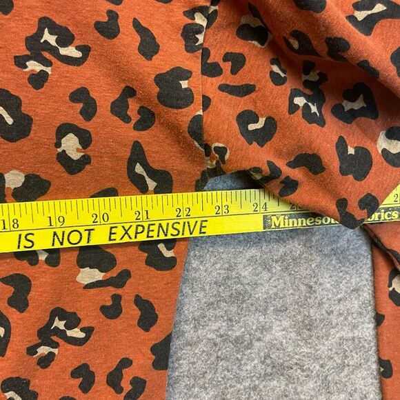 MARLEYLILLY Top Women's S/M Orange Black Leopard Print Crew Neck Long Sleeve - Picture 9 of 13